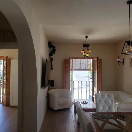 Апартаменты Zeus Мерида