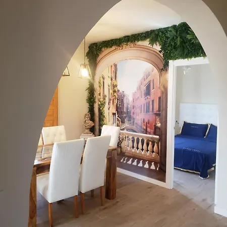 Zeus Apartment *